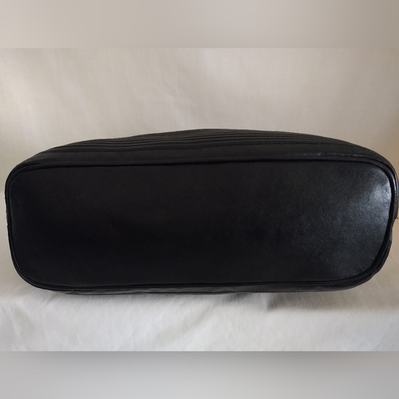 AUTHENTIC RETRO ADRIENNE VITTADINI GENUINE LEATHER/SUEDE LONG HANDLE SATCHEL - Picture 5 of 10